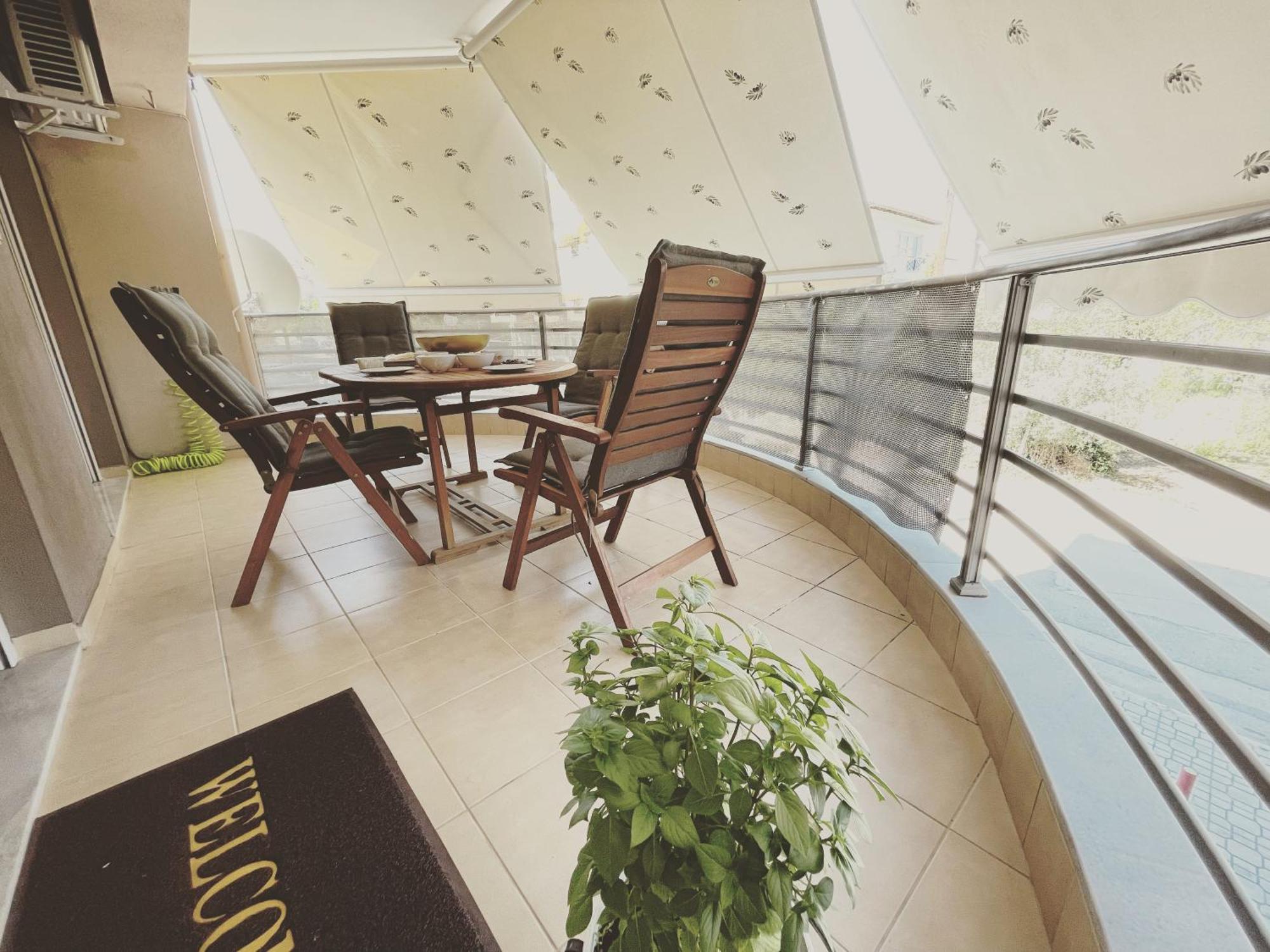 Fterna Apartment *